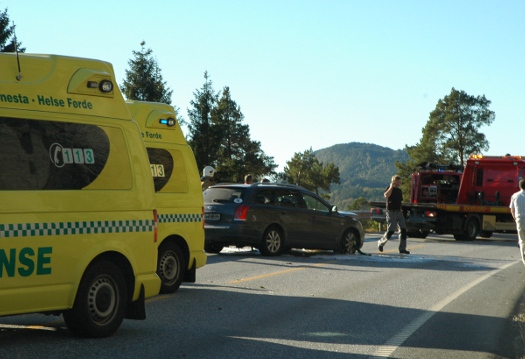 20100927-525-bilulykke05