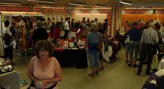 20100814-525-stand060