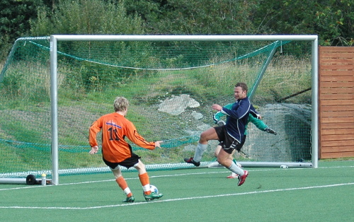 200900823-500-fotball064