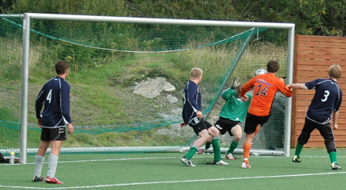 200900823-500-fotball069